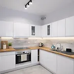 Livermo - Targi Mtp - Jezyce- Air Conditioning - Self Check-in شقة بوزنان