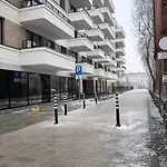 شقة Livermo - Targi Mtp - Jezyce- Air Conditioning - Self Check-in