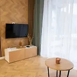 Livermo - Targi Mtp - Jezyce- Air Conditioning - Self Check-in Appartement
