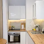 شقة Livermo - Targi Mtp - Jezyce- Air Conditioning - Self Check-in