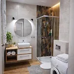 شقة Livermo - Targi Mtp - Jezyce- Air Conditioning - Self Check-in