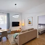 Livermo - Targi Mtp - Jezyce- Air Conditioning - Self Check-in *