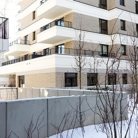 Livermo - Targi Mtp - Jezyce- Air Conditioning - Self Check-in