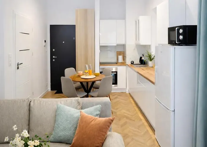 아파트 Livermo - Targi Mtp - Jezyce- Air Conditioning - Self Check-in